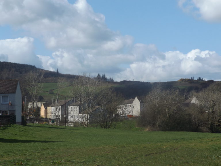 Ansicht der Hügel im Westen Dalbeatties